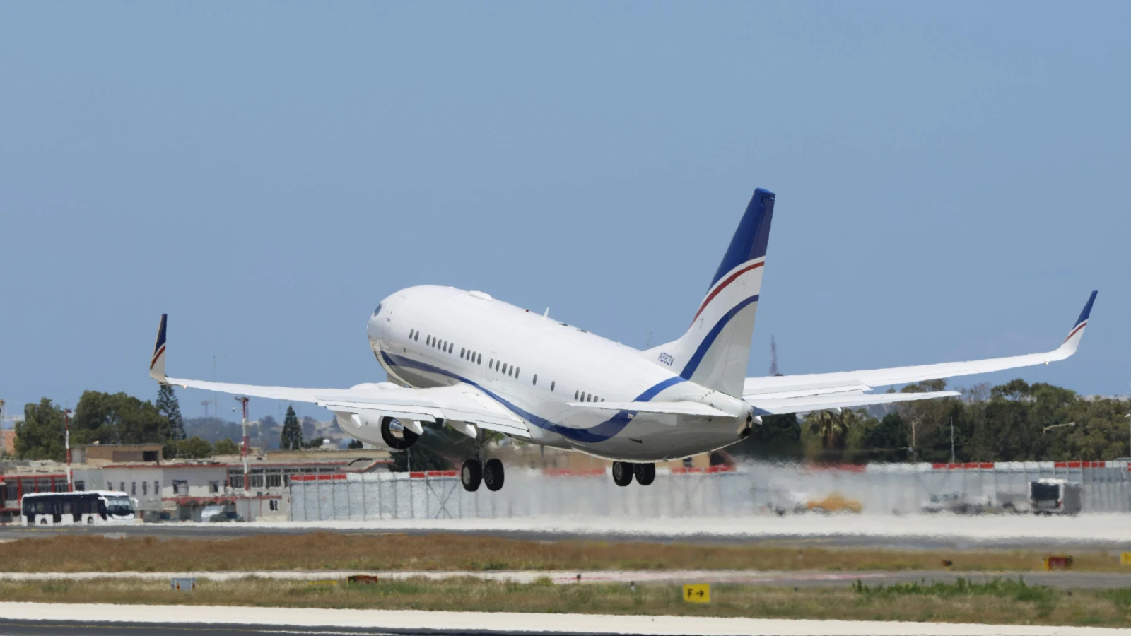 Sarandë airport terminal car rental return and pickup zone
